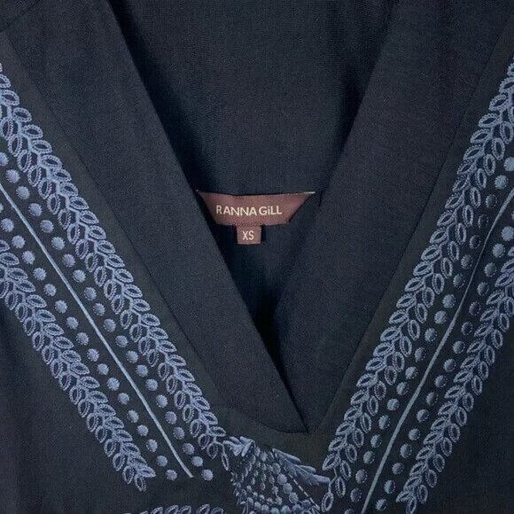 Anthropologie Ranna Gill Black Bohemian Tunic Top Hippie Size XS Blouse Printed - Picture 4 of 12